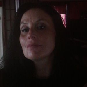 Meet your Posher, Monique